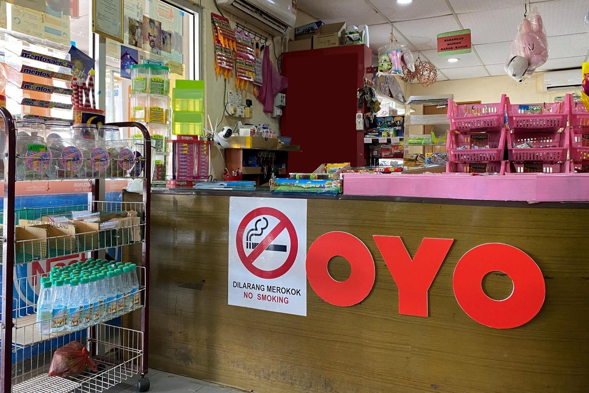 צ'אנגלון Oyo 90205 Bayu Sintok Motel מראה חיצוני תמונה