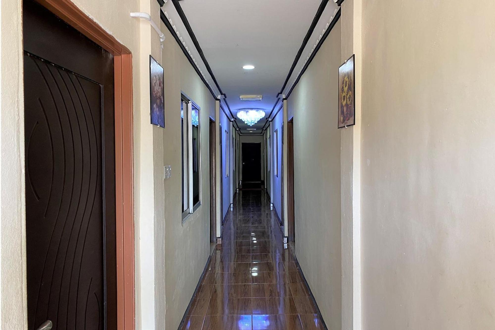 צ'אנגלון Oyo 90205 Bayu Sintok Motel מראה חיצוני תמונה