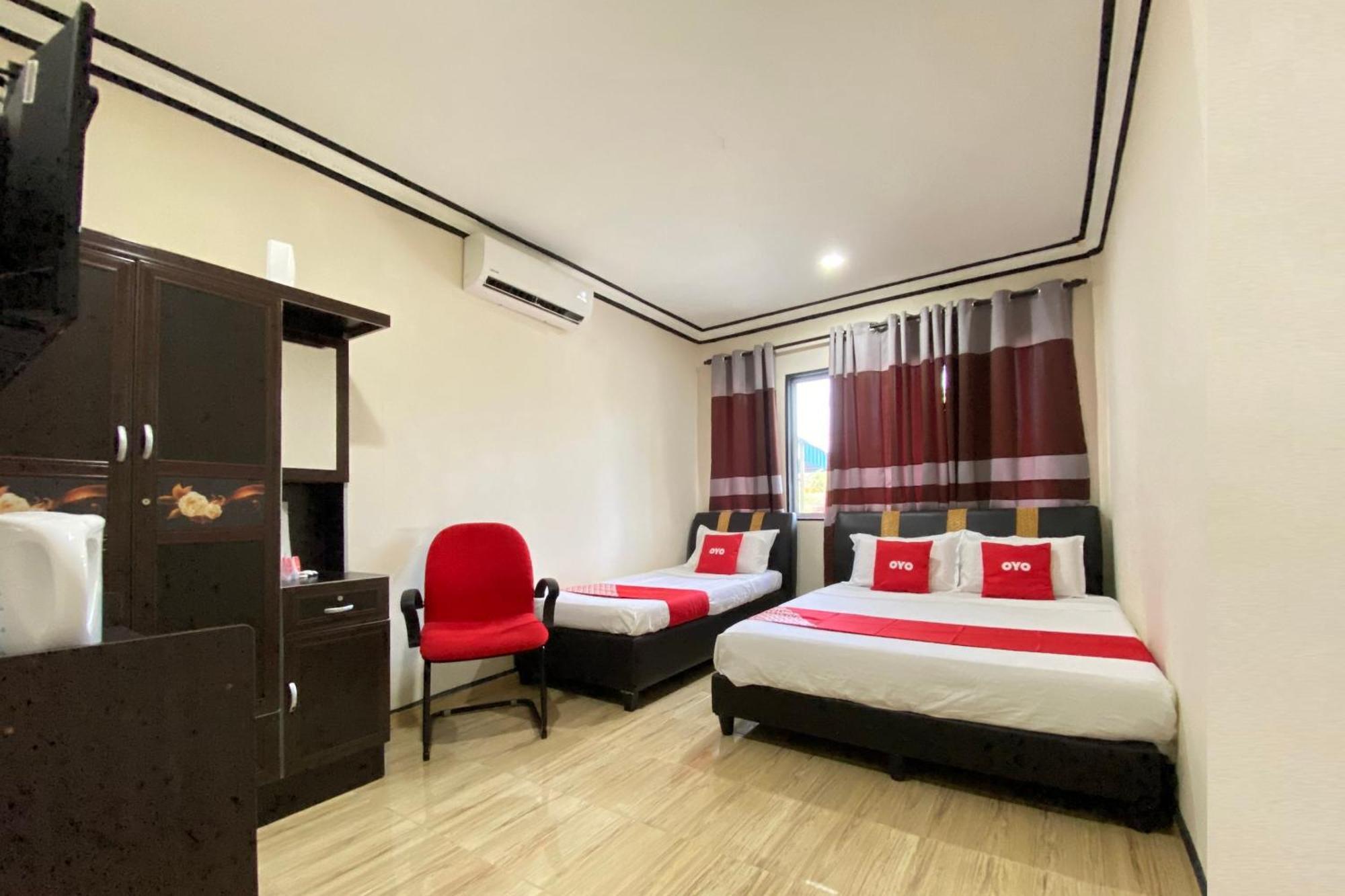 צ'אנגלון Oyo 90205 Bayu Sintok Motel מראה חיצוני תמונה