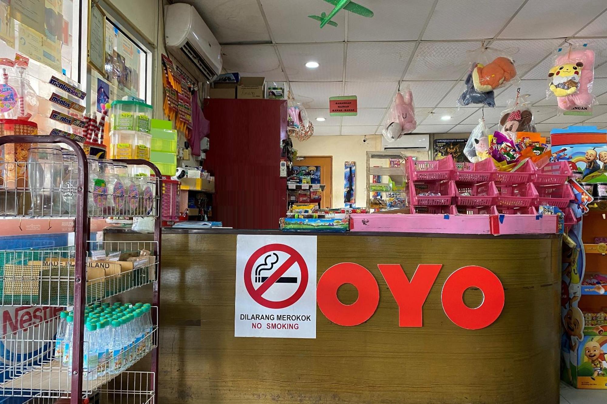 צ'אנגלון Oyo 90205 Bayu Sintok Motel מראה חיצוני תמונה