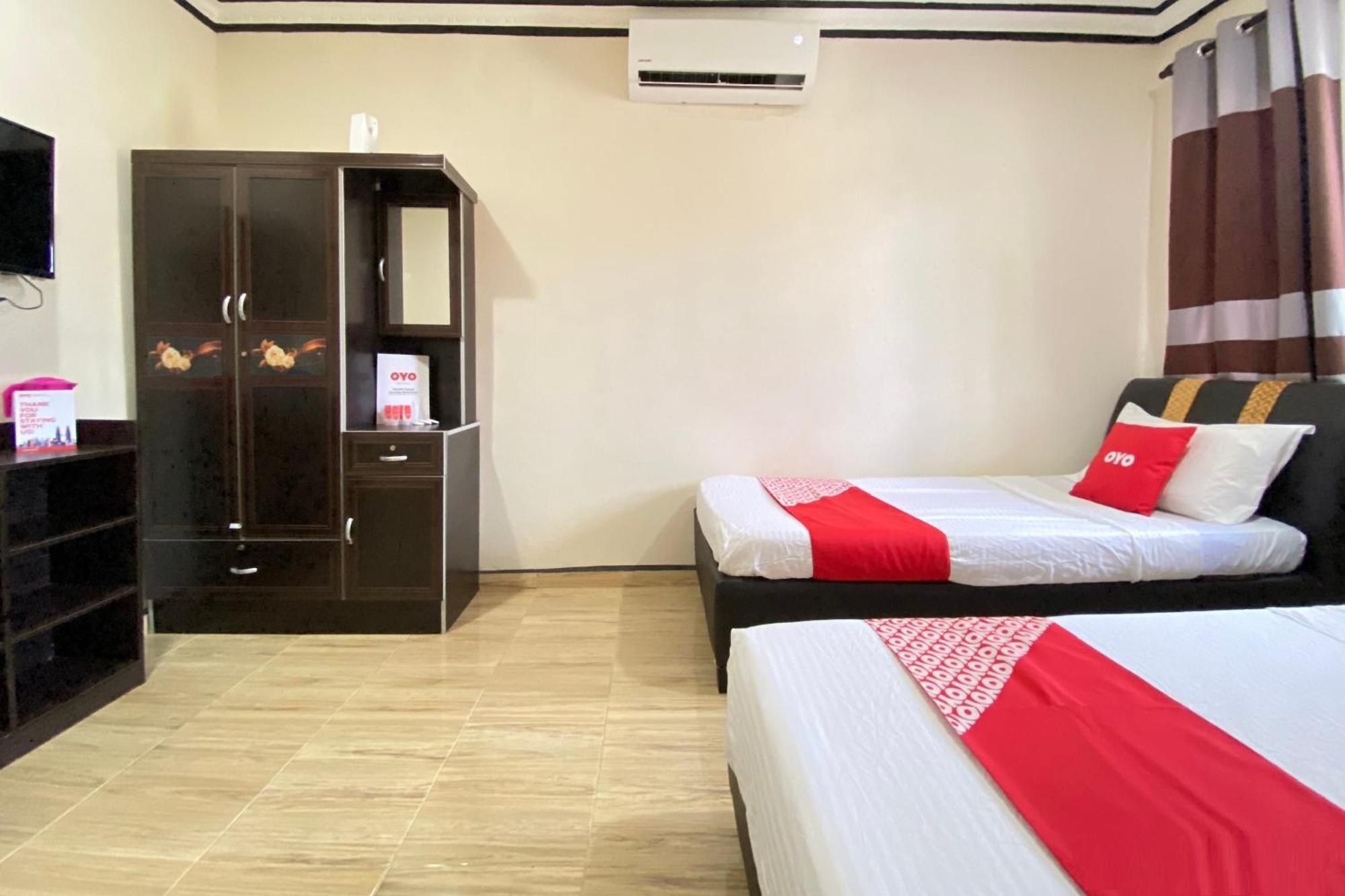 צ'אנגלון Oyo 90205 Bayu Sintok Motel מראה חיצוני תמונה